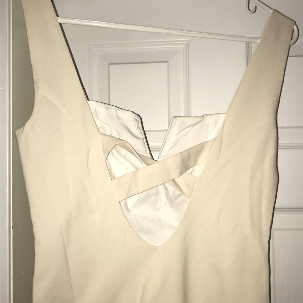 New with tags! Mura boutique cream colored dress - Picture 3 of 4